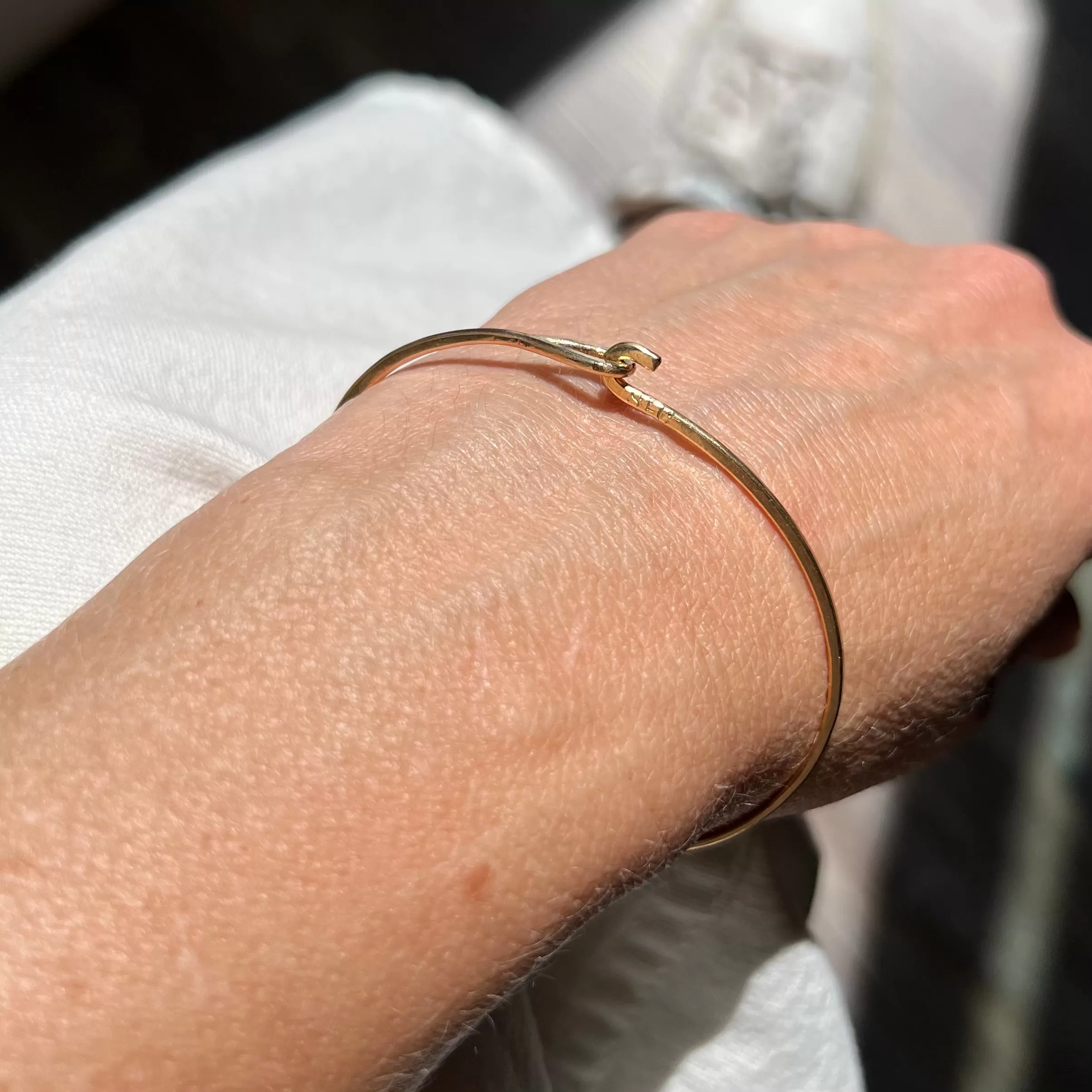 14k Hammered Gold Hook & Eye Bracelet