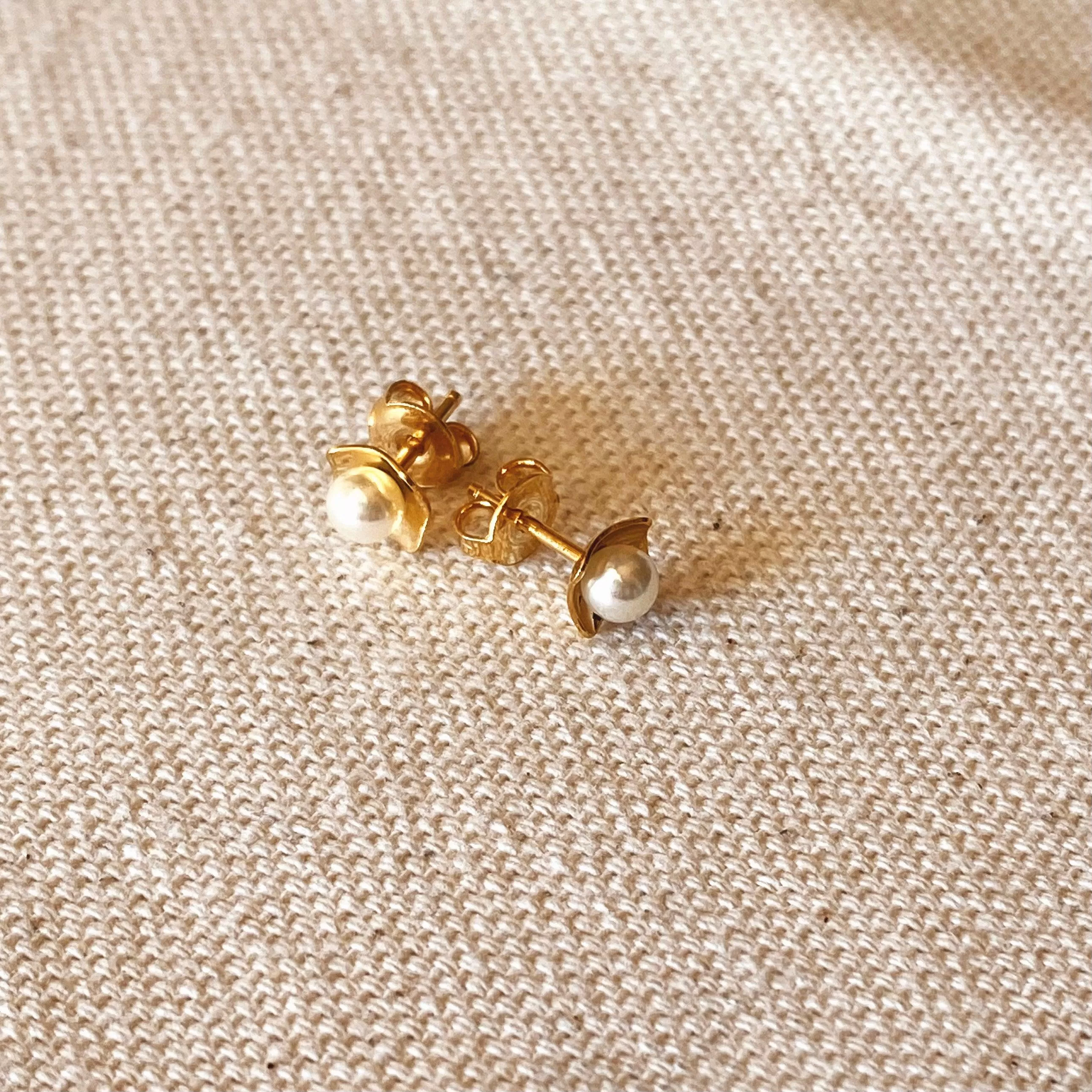 18k Gold Filled 4mm Simulated Pearl Stud