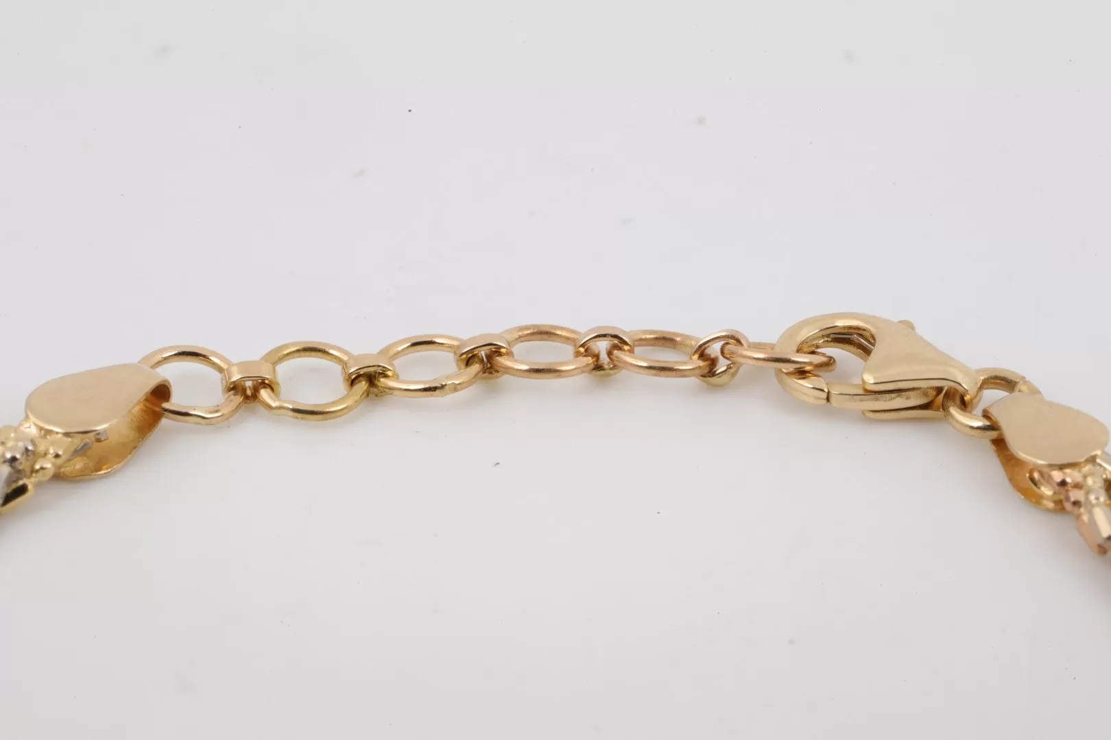 7" 18k Tri-Tone Gold Bar & Ball Braided Chain Bracelet (4.81g.)