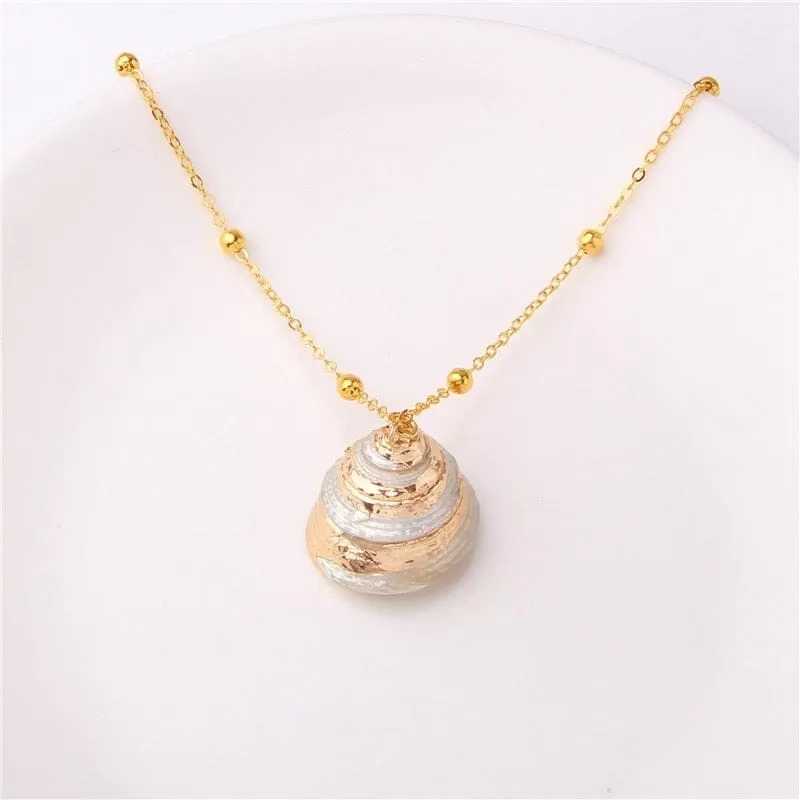 Boho Shell Necklace Sea Shell Chain Pendant Necklace