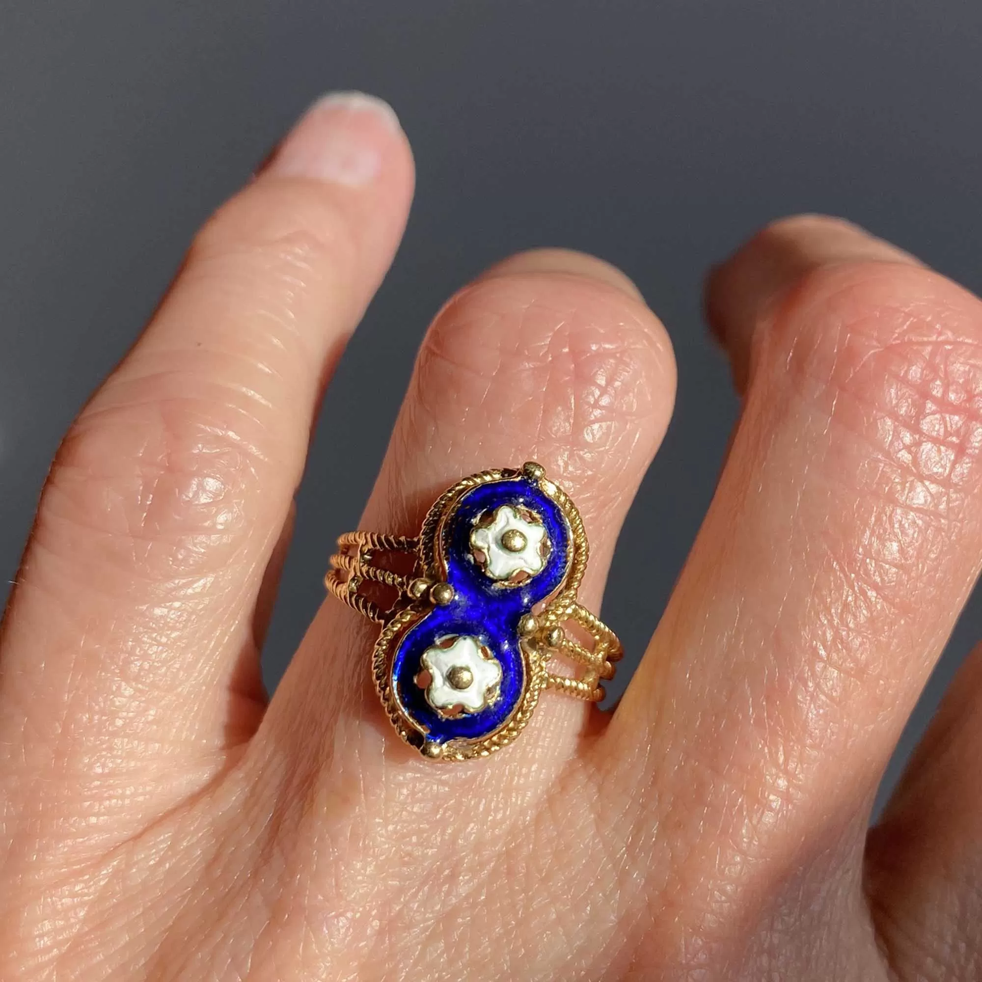 Fine 18K Gold Blue Guilloche Enamel Floral Ring