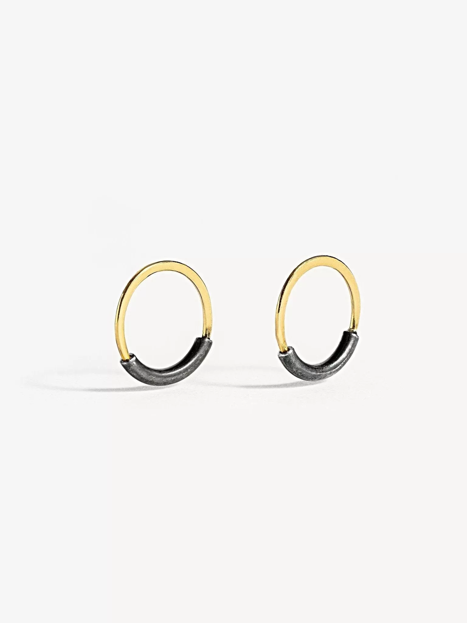 Gale Small Hoop Earrings