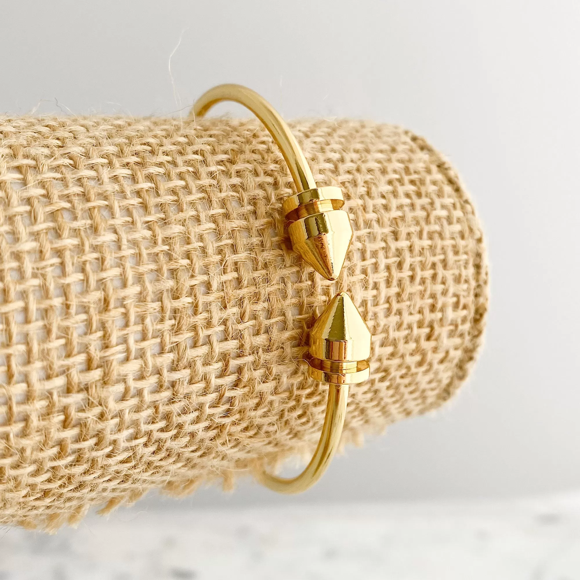 HALLE 18kt gold plated cuff bangle