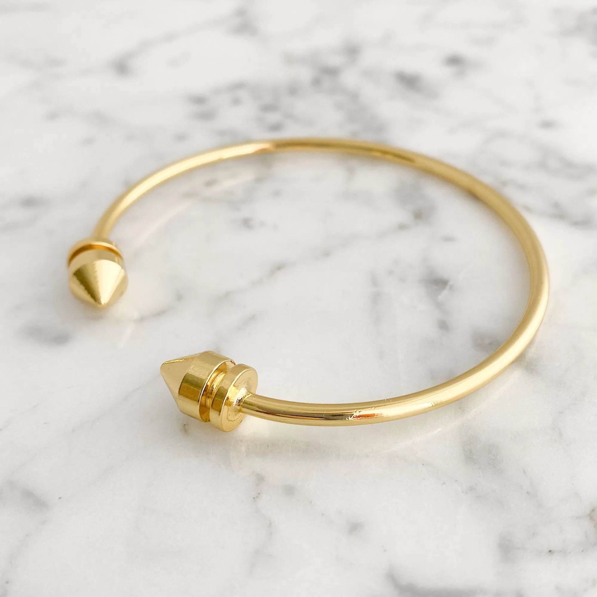 HALLE 18kt gold plated cuff bangle