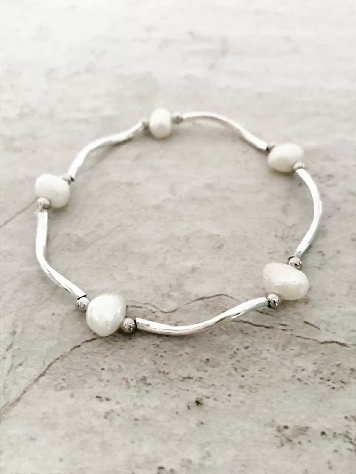 Pearl Wave Stretch Bracelet