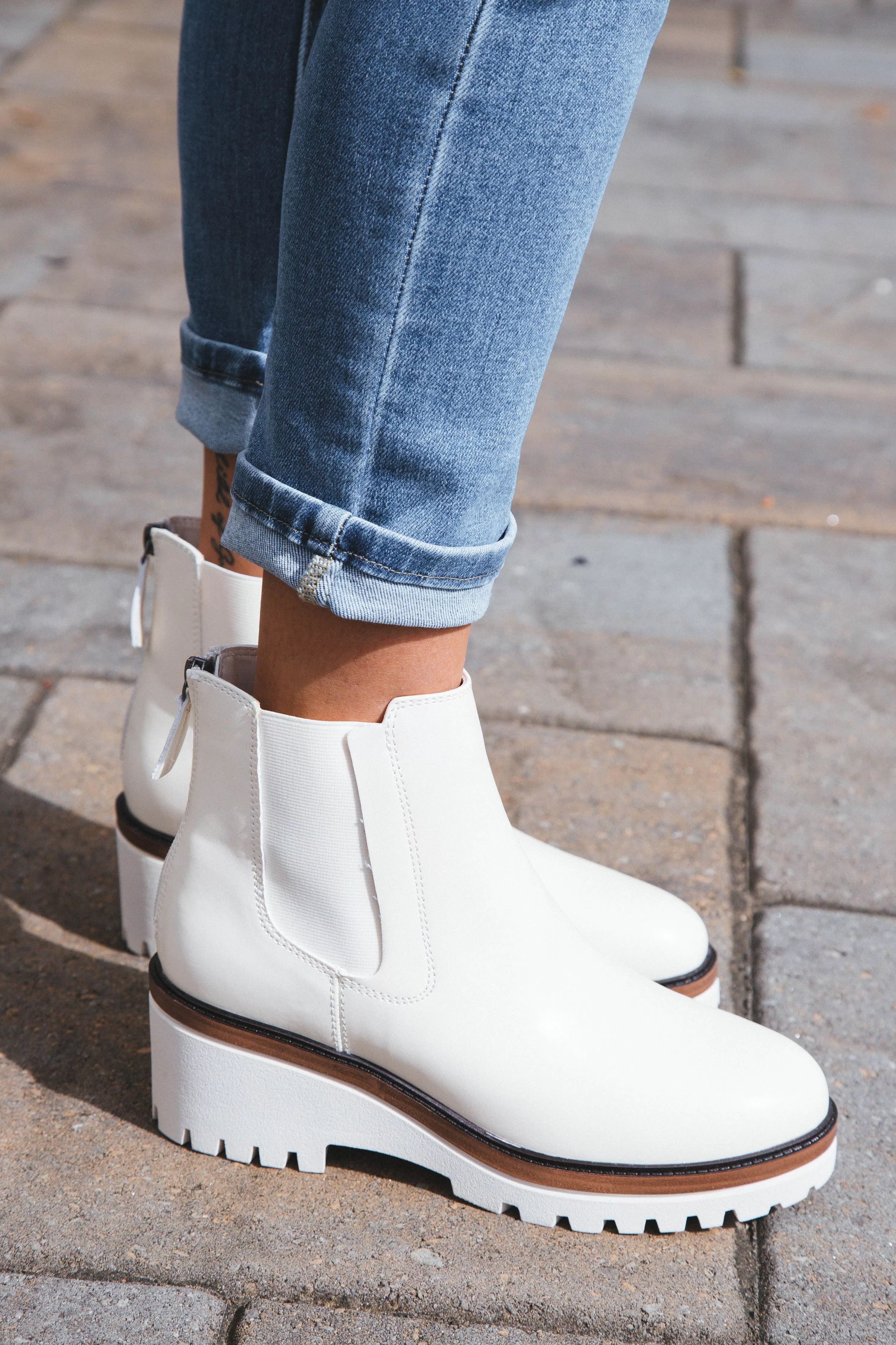 Sefi Chelsea Boot, Bone