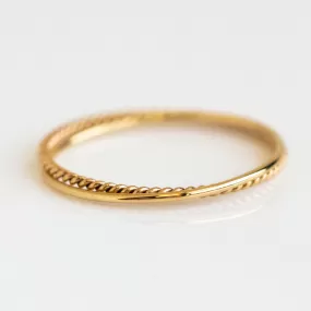 Solid Gold Crossover Ring Set