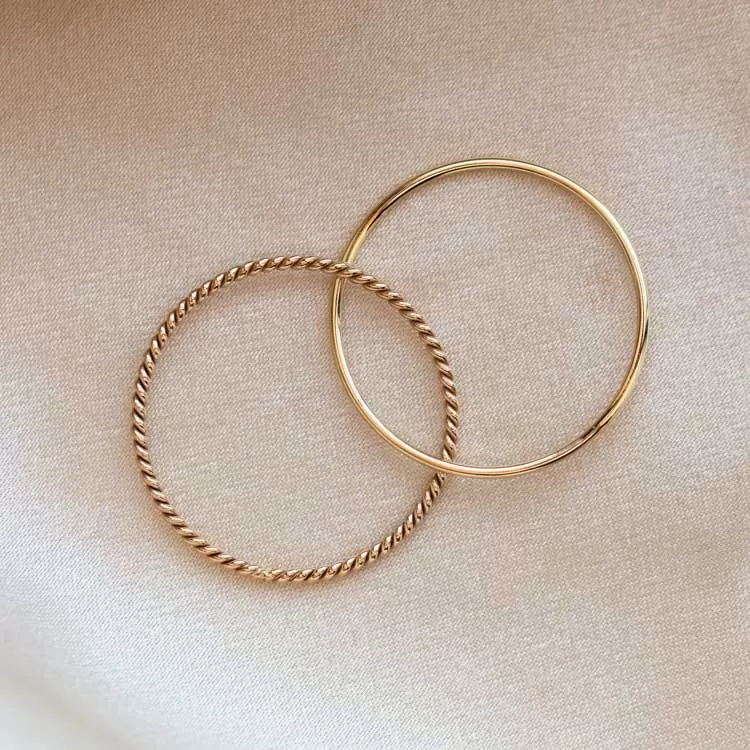 Solid Gold Crossover Ring Set