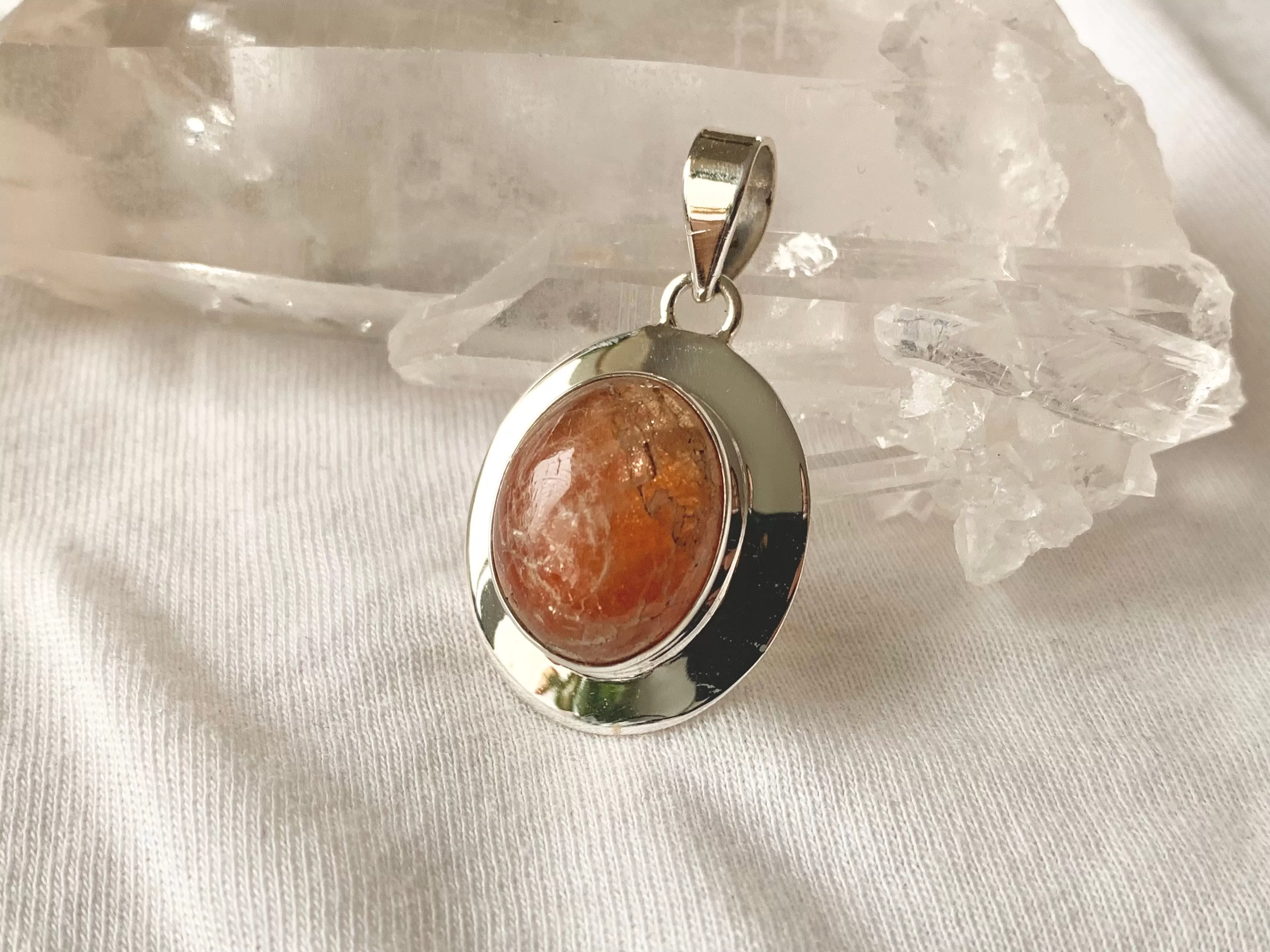 Sunstone Medea Pendant - Medium Oval