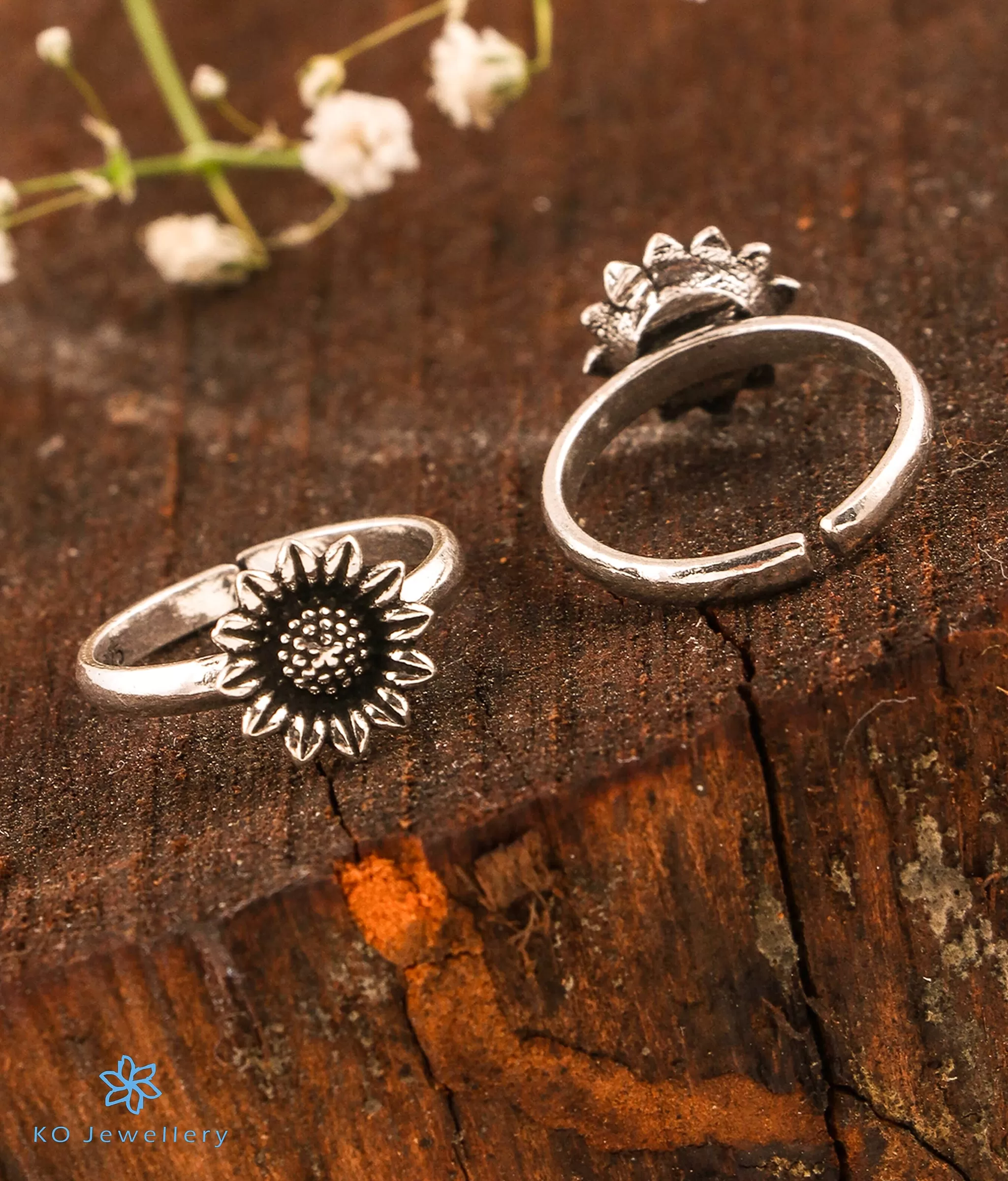 The Sunflower Silver Toe-Rings