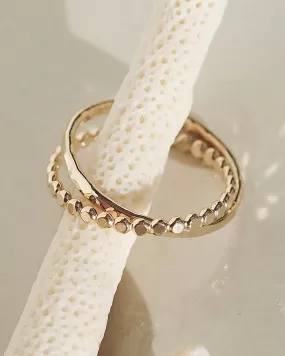 Thick Interlocking Rings