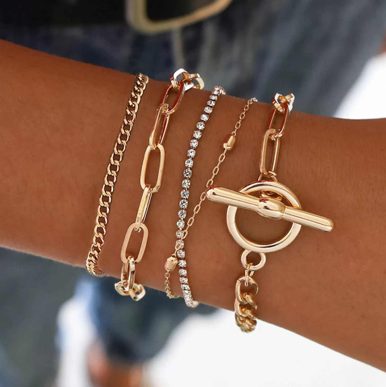 Toggle Gold Chain Set of 5 Bracelets